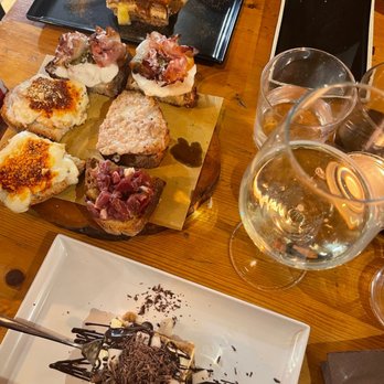 Mr. 100 Tiramisù - Bruschetta, Moscato and #39 Tiramisu - Desserts Near Me - Rome, RM
