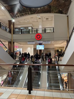 Atlantic Terminal Mall by null