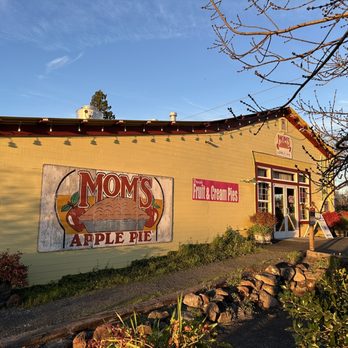 Mom's Apple Pie - the front of the store - Bakeries Near Me - Sebastopol, California Mom's Apple Pie - the front of the store - Bakeries Near Me - Sebastopol, California