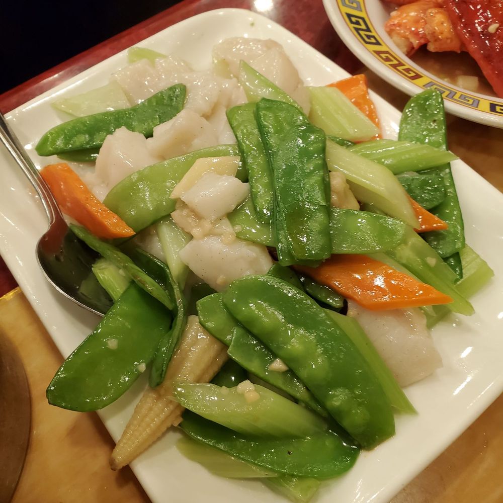 Lobster King - Stir fried scallops with vegetables - Seafood Near Me - Honolulu, Hawaii Lobster King - Stir fried scallops with vegetables - Seafood Near Me - Honolulu, Hawaii