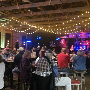 The Custer Beacon - Great crowd for a Thursday night - Music Venues Near Me - Custer, South Dakota The Custer Beacon - Great crowd for a Thursday night - Music Venues Near Me - Custer, South Dakota