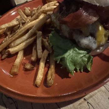 Tom Foolery's Restaurant & Bar - Stampede Burger - American Near Me - Middletown, Delaware