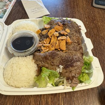 Teppanyaki Farmer - Steak plate with garlic chips - Teppanyaki Near Me - Honolulu, Hawaii Teppanyaki Farmer - Steak plate with garlic chips - Teppanyaki Near Me - Honolulu, Hawaii