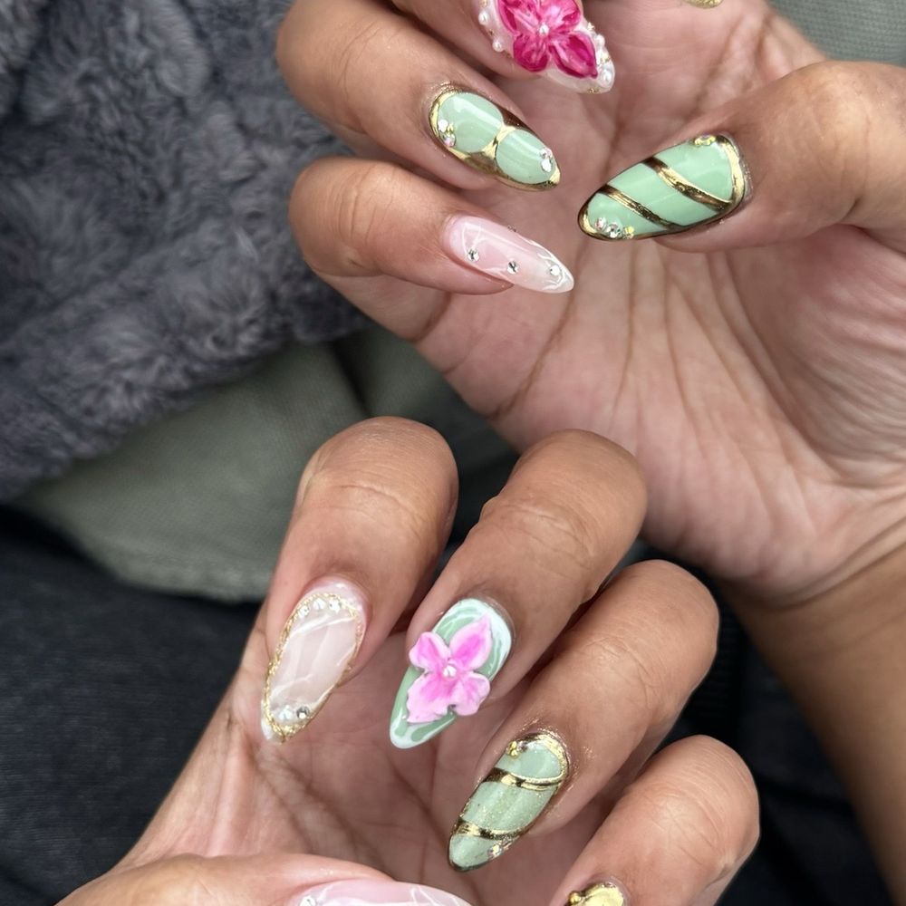 Nailsneedlove Studio II - Nail Salons Near Me - Long Beach, California
