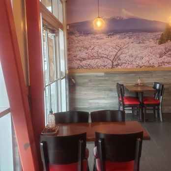 Ramen 101 - Interior - Ramen Near Me - Emeryville, California