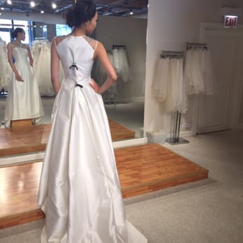 Glamour Closet - Bridal Near Me - Chicago, Illinois