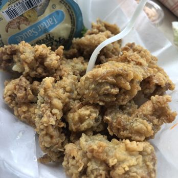 The Beachcomber - Fried Oyster Plate - Seafood Near Me - Wellfleet, Massachusetts