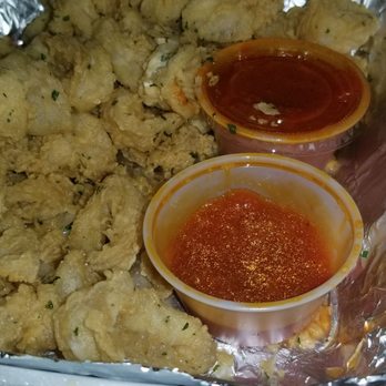 Gencarelli's Pizza Factory - Calamari delicious as usual - Italian Near Me - Newark, New Jersey