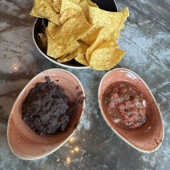 Caló Kitchen + Tequila - Cocktail Bars Near Me - Costa Mesa, California