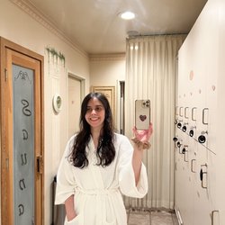 Peaches And Cream Day Spa