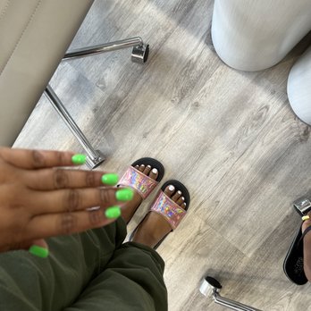 MV Nails Salon - Regular pedicure. Manicure is Powder Dip - Nail Salons Near Me - La Plata, Maryland