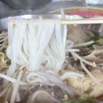 Sit Lo Saigon - Oxtail Pho with fresh noodles - Vietnamese Near Me - Davis, California Sit Lo Saigon - Oxtail Pho with fresh noodles - Vietnamese Near Me - Davis, California