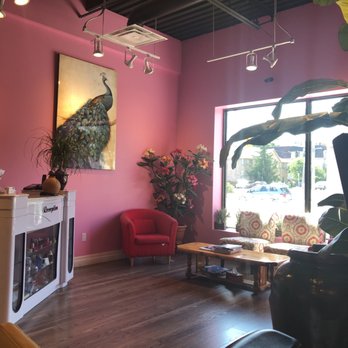 Lavender Nails & Spa - Decor - Nail Salons Near Me - Oakville, Ontario Lavender Nails & Spa - Decor - Nail Salons Near Me - Oakville, Ontario