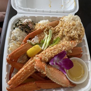 Guieb Cafe - Crab - New American Near Me - Honolulu, Hawaii