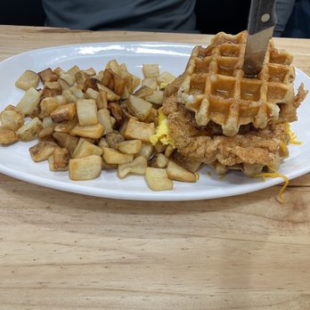 Tasty Biscuit - The Sugga momma - American Near Me - Bolingbrook, Illinois