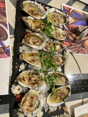 Spoon River Artworks and Market by null