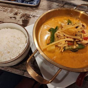 Secret Thai Kitchen - Red curry and rice - Thai Near Me - Freeport, New York Secret Thai Kitchen - Red curry and rice - Thai Near Me - Freeport, New York
