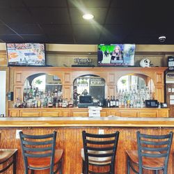 Newtown Village Tavern - Bar area