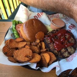 Comeback Inn - Burger