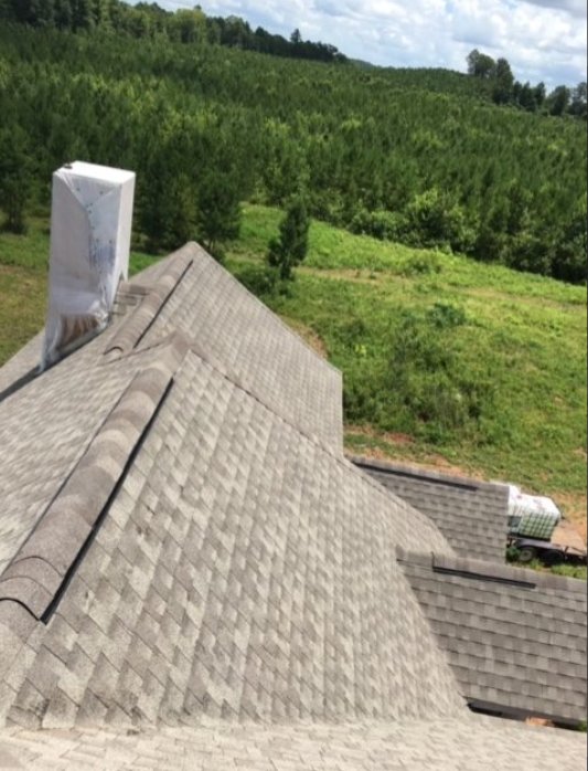 Slide of Vicente Roofing & Painting