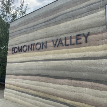 Edmonton Valley Zoo - Zoos Near Me - Edmonton, Alberta