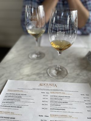 Augusta Vin by null