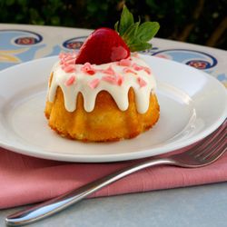 Jolly Holiday Bakery Cafe