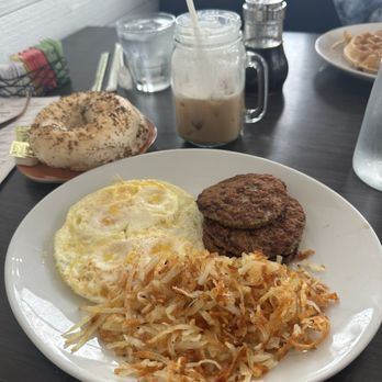 LePeep - Breakfast with native GF bagel - Breakfast & Brunch Near Me - Speedway, Indiana