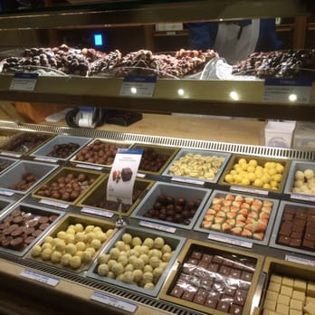 Dallmayr - Chocolate selection. - Delicatessen Near Me - Munich, BY