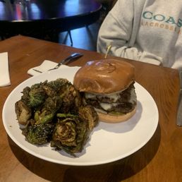 Burger with Brussel Sprouts Burger with Brussel Sprouts