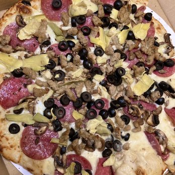 Dough Boys Pizzeria - Medium size pizza - Pizza Near Me - Clovis, California Dough Boys Pizzeria - Medium size pizza - Pizza Near Me - Clovis, California
