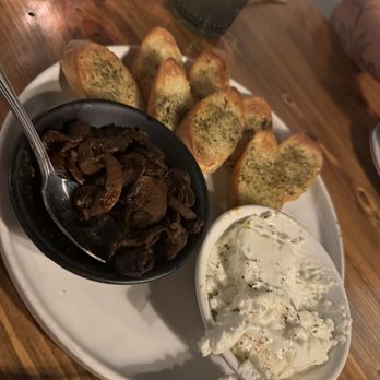 Rober Cocktails And Culinary - Mushroom and goat cheese bruschetta - American Near Me - Benton, Arkansas
