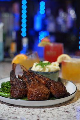 Savvy Bistro and Bar by null