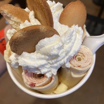 How We Roll Ice Cream - Vanilla ice cream with fresh strawberries inside whip cream and nail wafers - Desserts Near Me - Visalia, California How We Roll Ice Cream - Vanilla ice cream with fresh strawberries inside whip cream and nail wafers - Desserts Near Me - Visalia, California