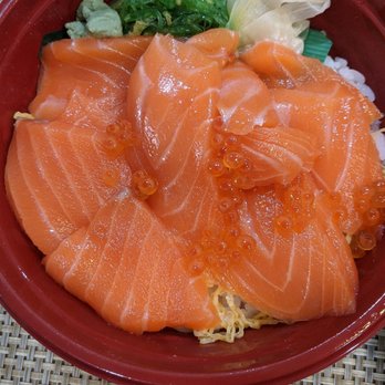 Yamacho RMK - Salmon and ikura kaisen don - Seafood Markets Near Me - Torrance, California
