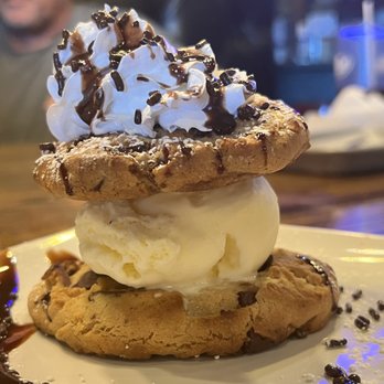Boss Tapas Burger & Brew - ice cream and chocolate - Burgers Near Me - Hialeah, Florida