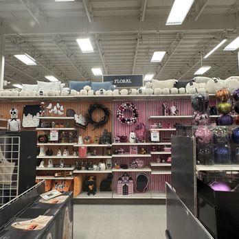 Michaels - Arts & Crafts Near Me - Tustin, California