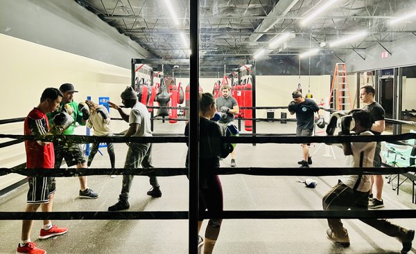 Brave Boxing Club by null