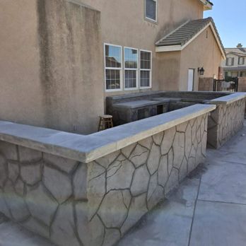 Castor Blanco Construction - a concrete retaining wall - General Contractors Near Me Castor Blanco Construction - a concrete retaining wall - General Contractors Near Me