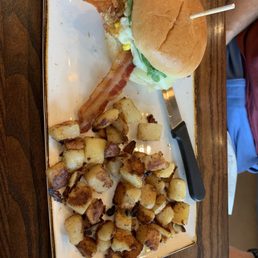 Breakfast sandwich