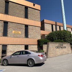 Fashion Alterations - Front of Building