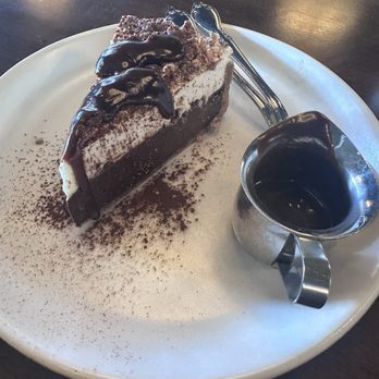 Culinary Dropout - Mississippi Mud Pie - New American Near Me - Orange, California