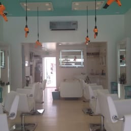 Super sleek place with great stylists and employees! This is my new blow dry spot for sure. Super sleek place with great stylists and employees! This is my new blow dry spot for sure.