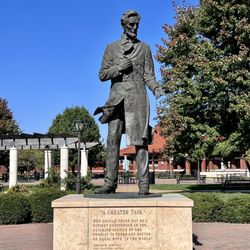 A Greater Task Lincoln Statue - A Greater Task - President Abraham Lincoln