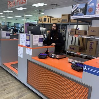 FedEx Office Print & Ship Center - Printing Services Near Me - Irvine, California FedEx Office Print & Ship Center - Printing Services Near Me - Irvine, California