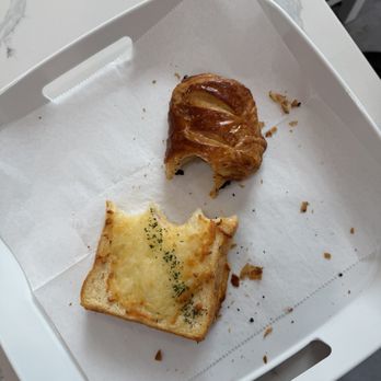 Tous Les Jours - Bakeries Near Me - Carmel, Indiana