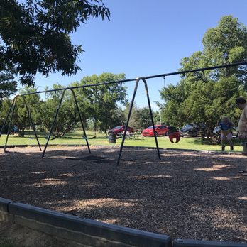 Joe Creason Park - Swing set - Parks Near Me - Lynnview, Kentucky