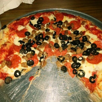 Knockout Pizza - Large pepperoni, sausage, and ollive pizza. - Pizza Near Me - Hesperia, California Knockout Pizza - Large pepperoni, sausage, and ollive pizza. - Pizza Near Me - Hesperia, California