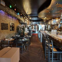 Ferro Bar & Cafe - Interior
