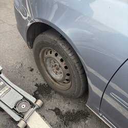 Mac’s Roadside Service - Fixed flat
